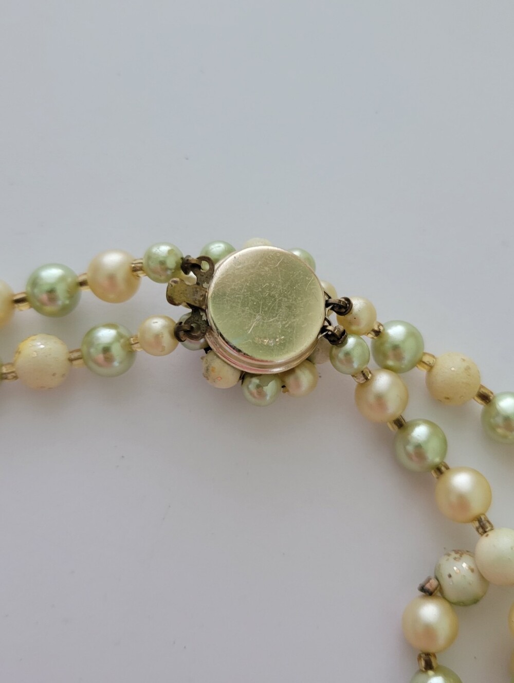 Vintage Signed Japan Green Yellow Pearls Two Strand Necklace 20" Feminine - Picture 7 of 13